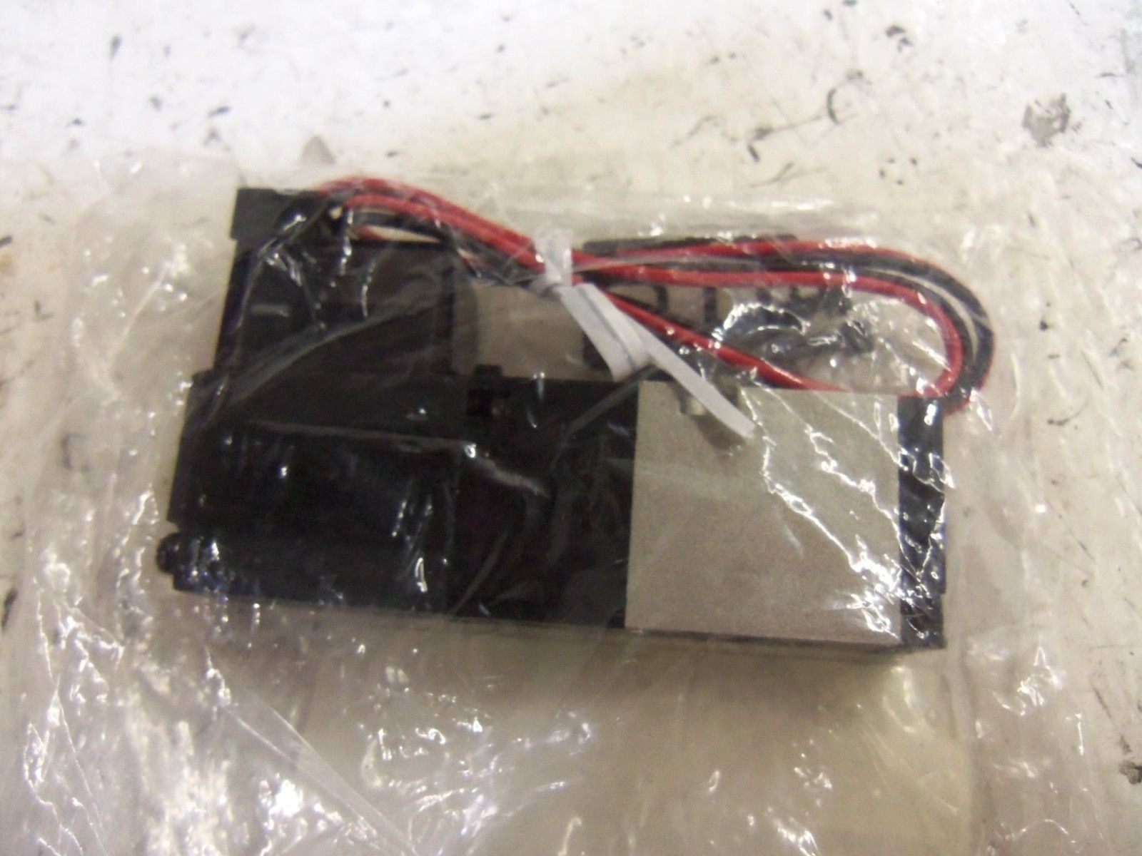 SMC NVZ314R-5LZ VALVE NSMP