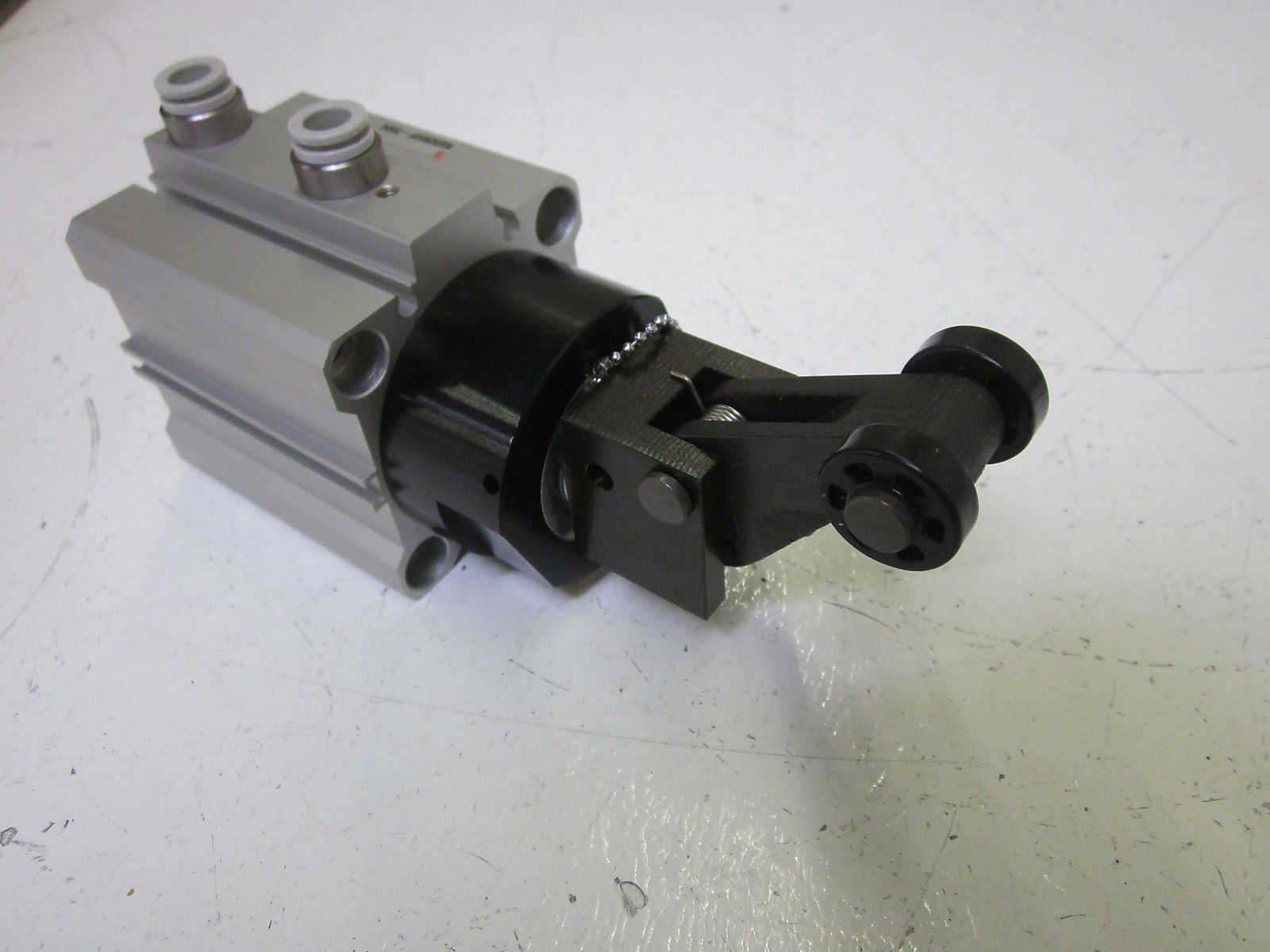 SMC RSDQB50F-20DC CYLINDER STOPPER W/ FITTING, AUTO SWITCH UNMP