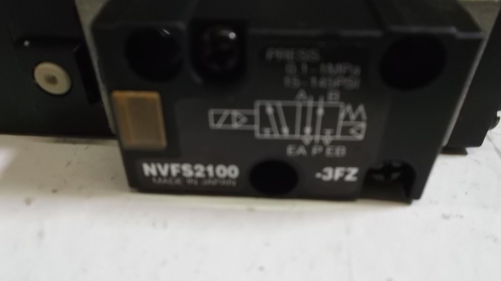 SMC NVFS2100 SOLENOID VALVE UNMP