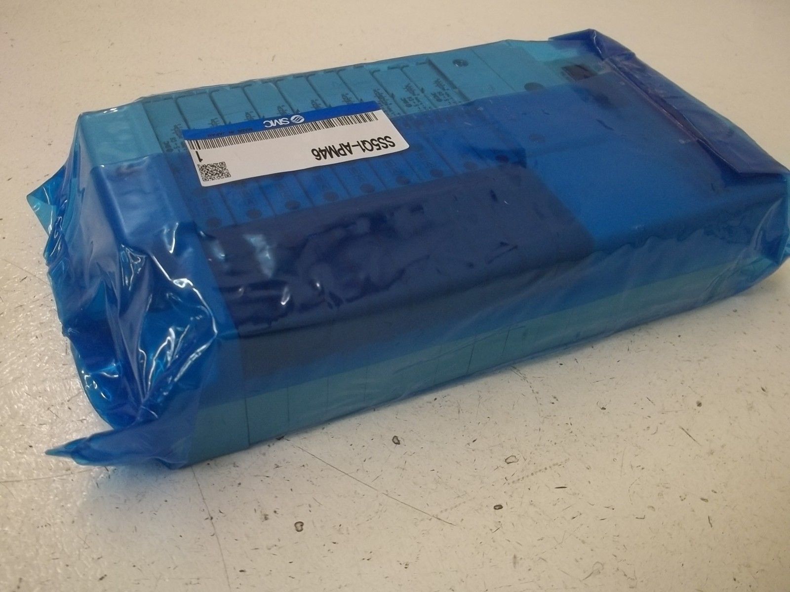 SMC SS5Q1-APM46 VALVE MANIFOLD NSNP