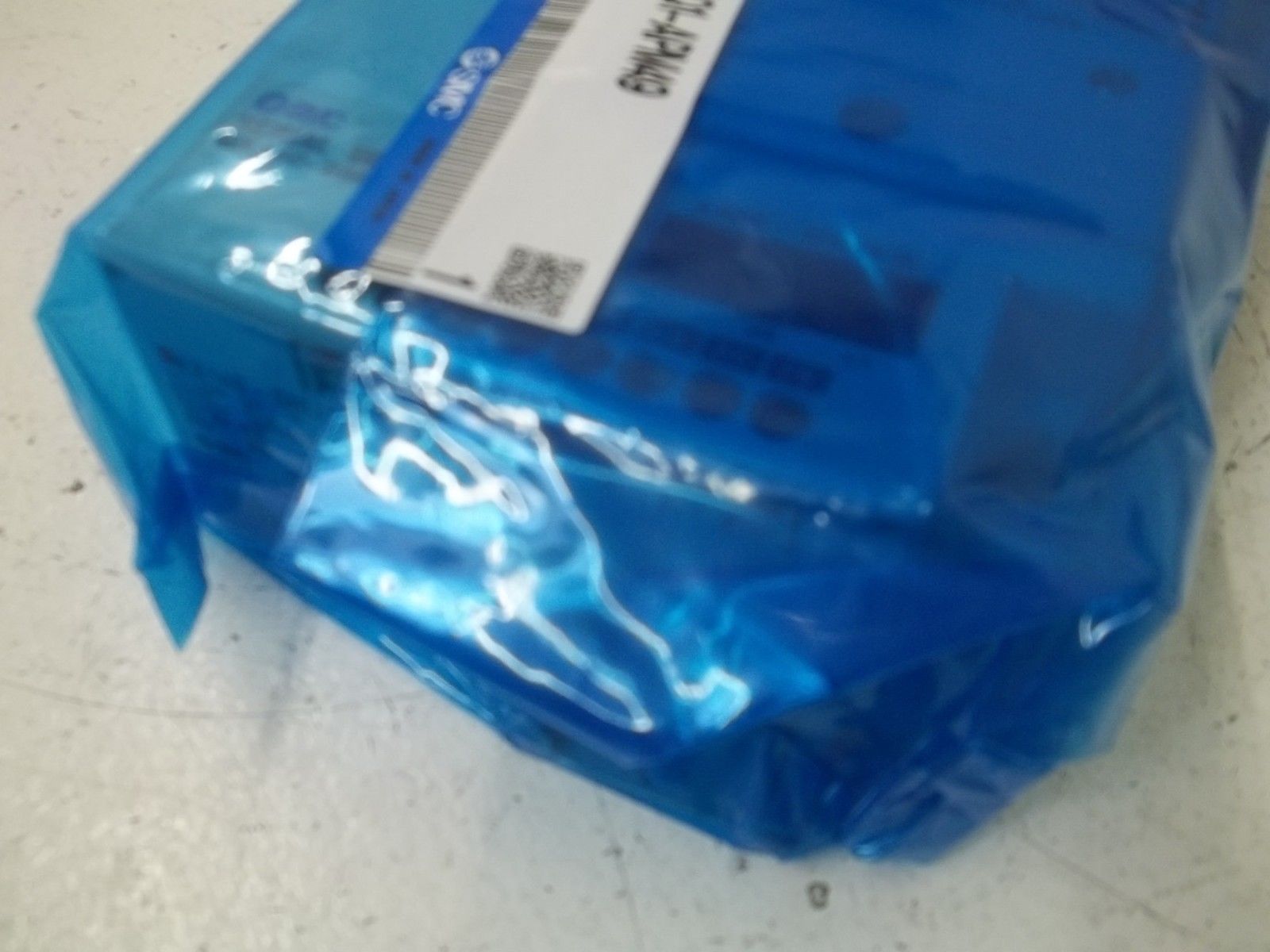 SMC SS5Q1-APM49 VALVE MANIFOLD NSNP
