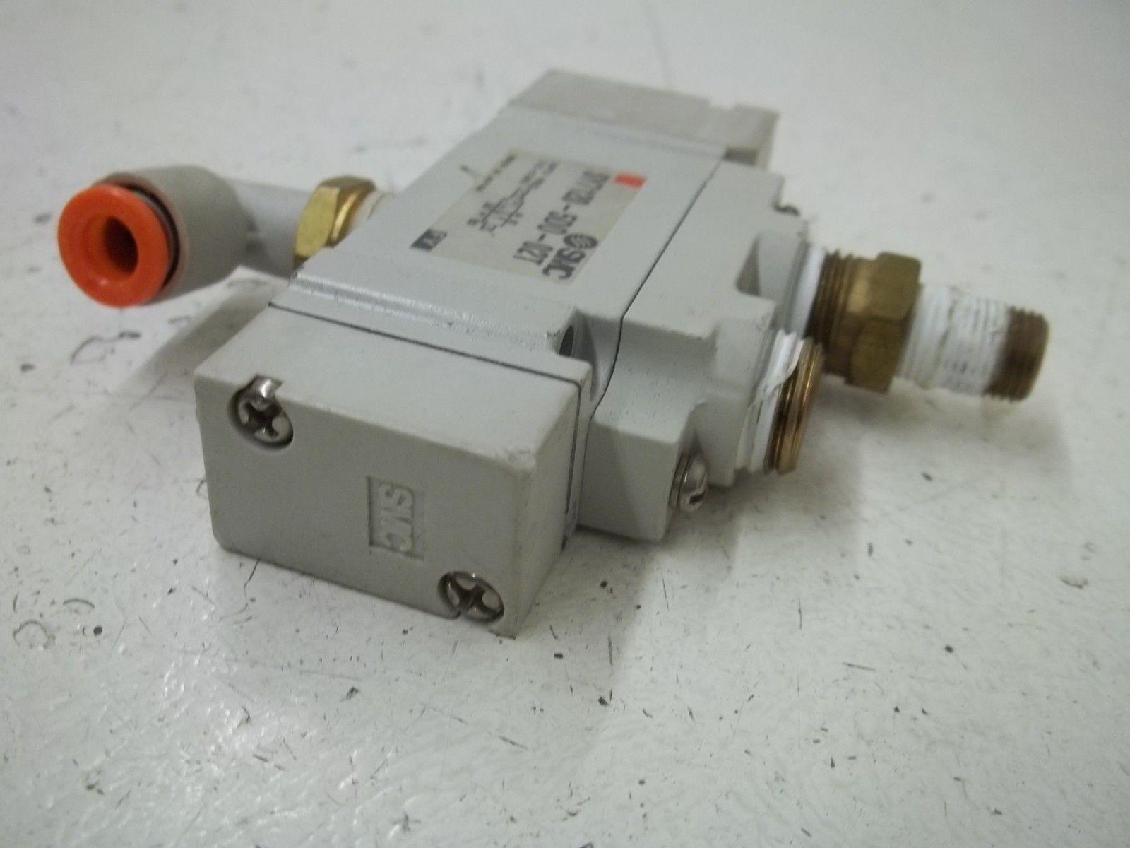 SMC SY7120-5DO-02T SOLENOID VALVE UNMP