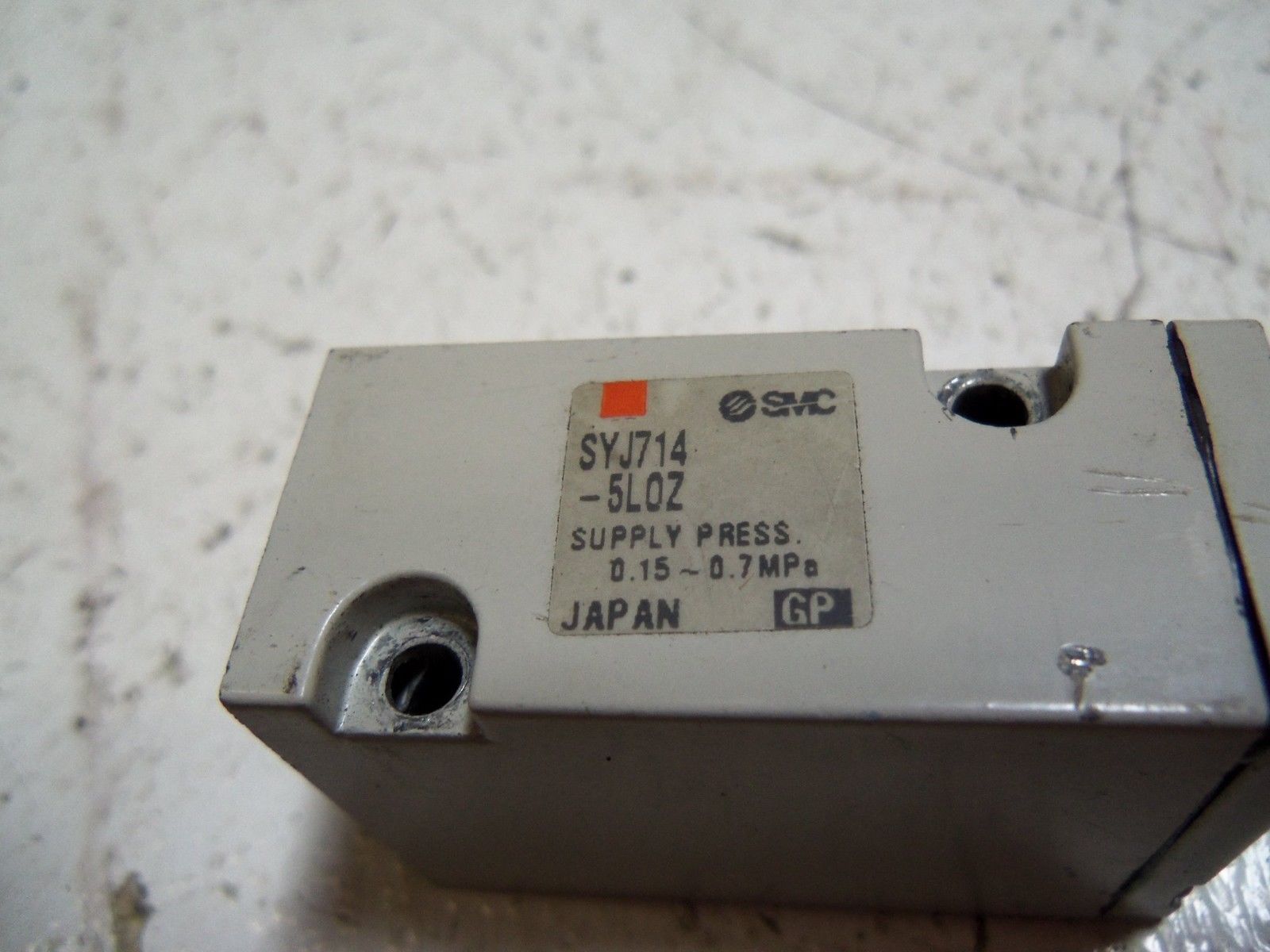 SMC SYJ714-5L0Z SOLENOID VALVE UNMP