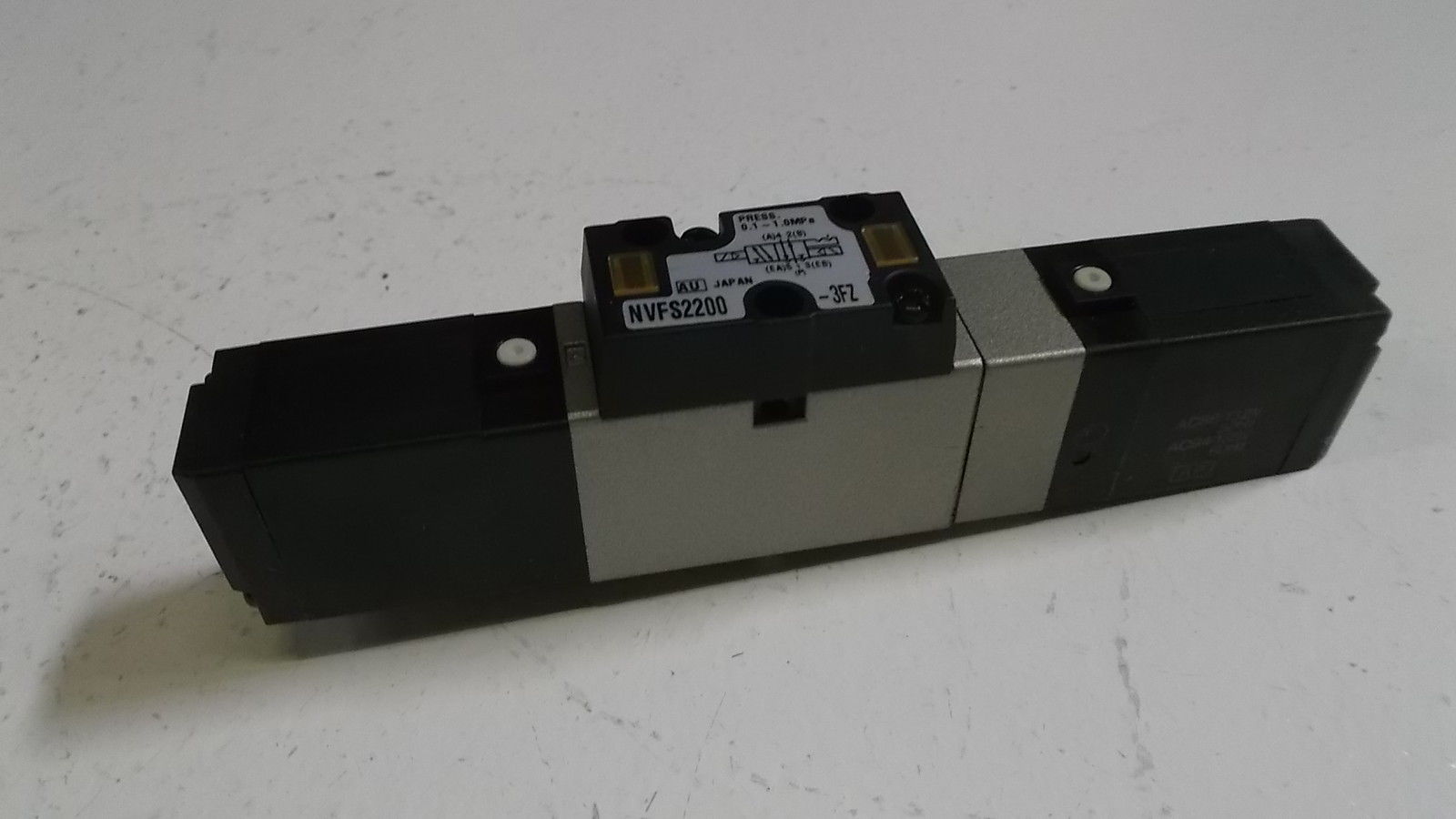 SMC VALVE  NVFS2200 NSMP