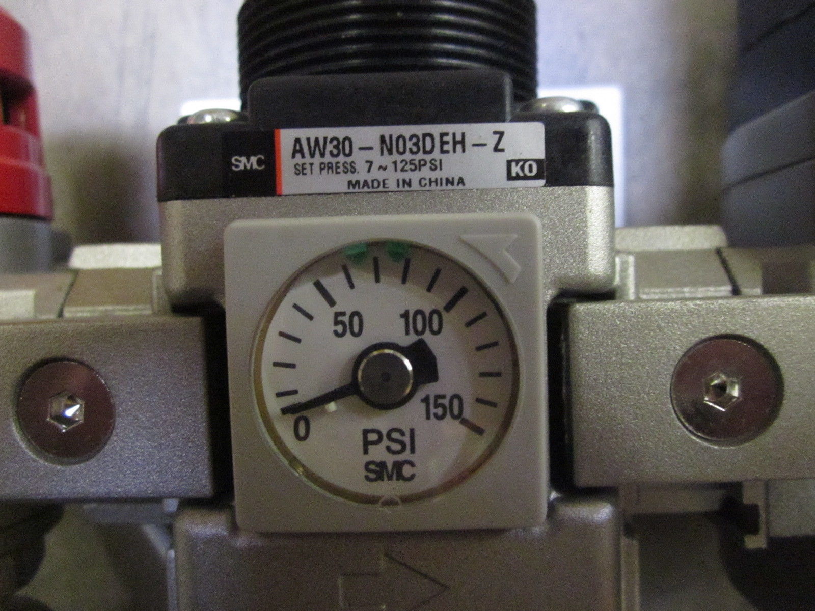 SMC VHS30-N03-Z AW30-N03DEH-Z NAV3000-N03-5DZ ISE30-T1-65 (AS PIC) UNMP