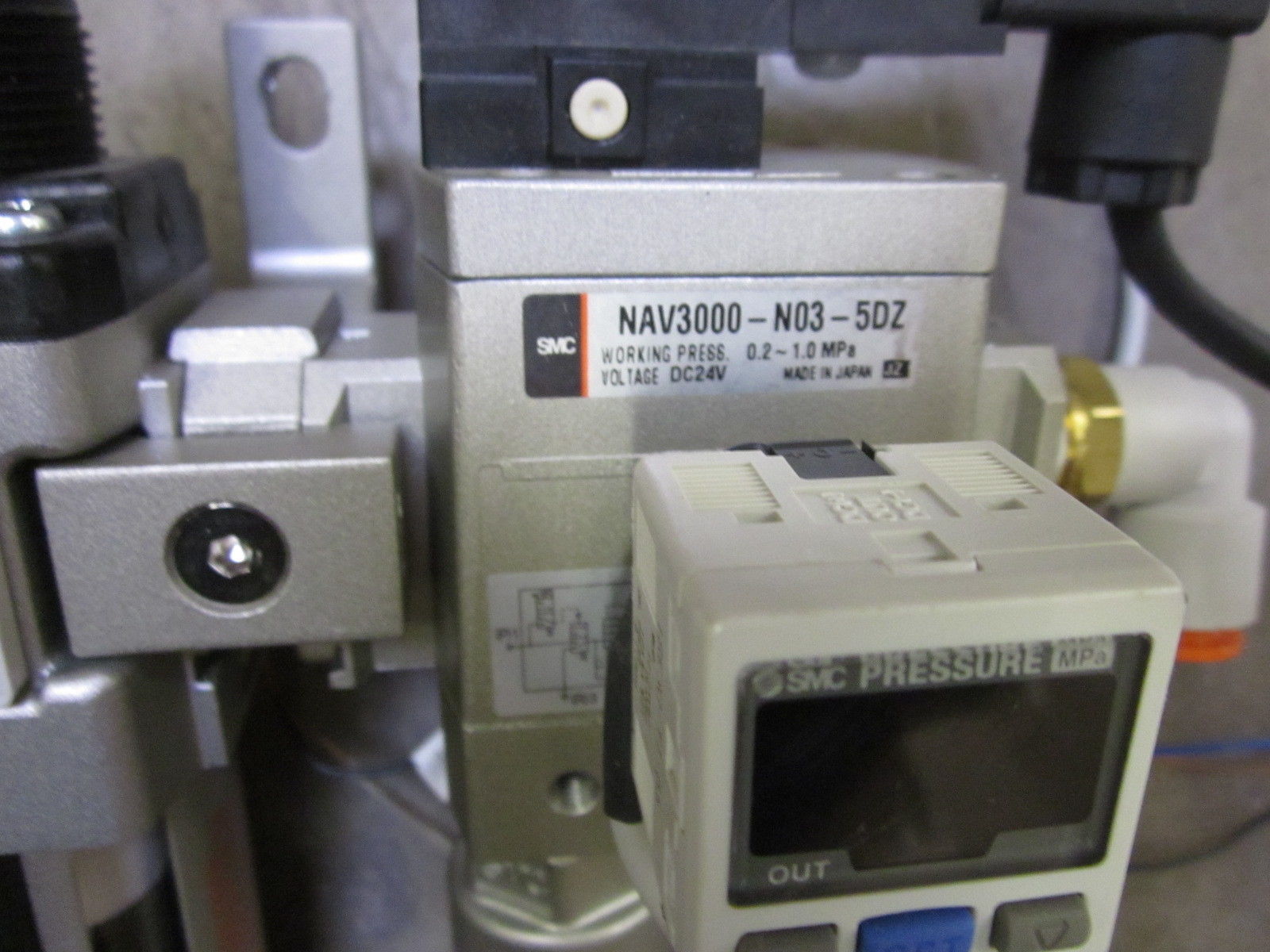 SMC VHS30-N03-Z , AW30-N03DEH-Z, NAV3000-N03-5DZ, ISE30-T1-65 (AS PIC.) UNMP