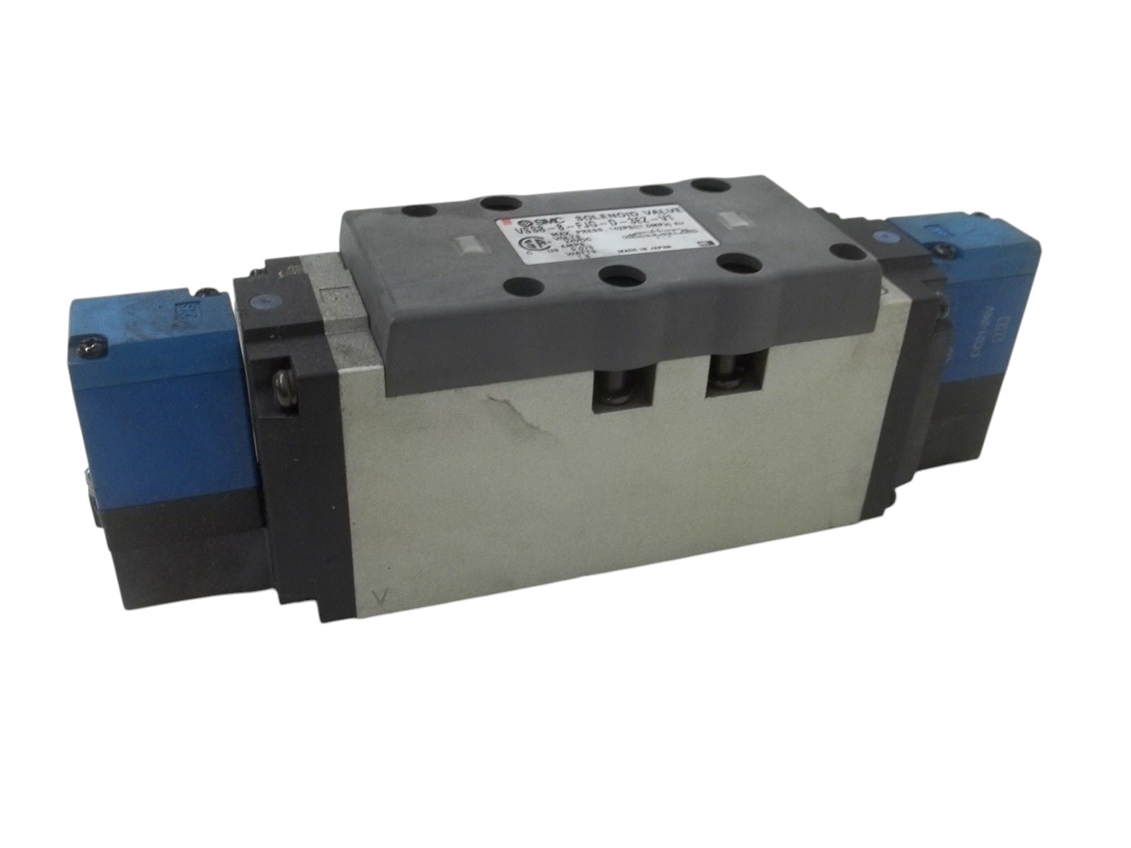 SMC VSS8-8-FJG-D-3EZ-V1 SOLENOID VALVE UNMP