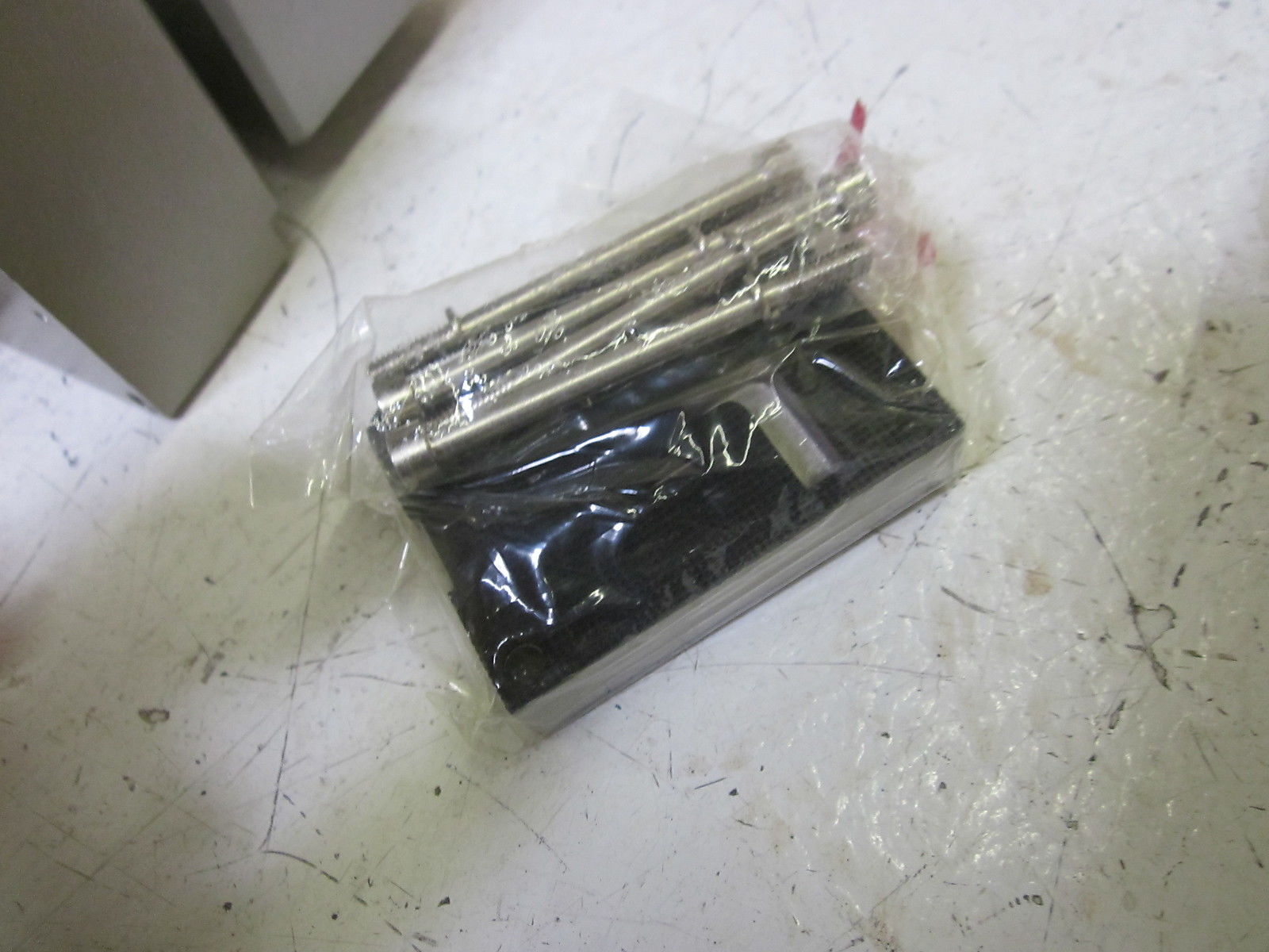 SMC VT3113-005T SOLENOID VALVE  NSMP