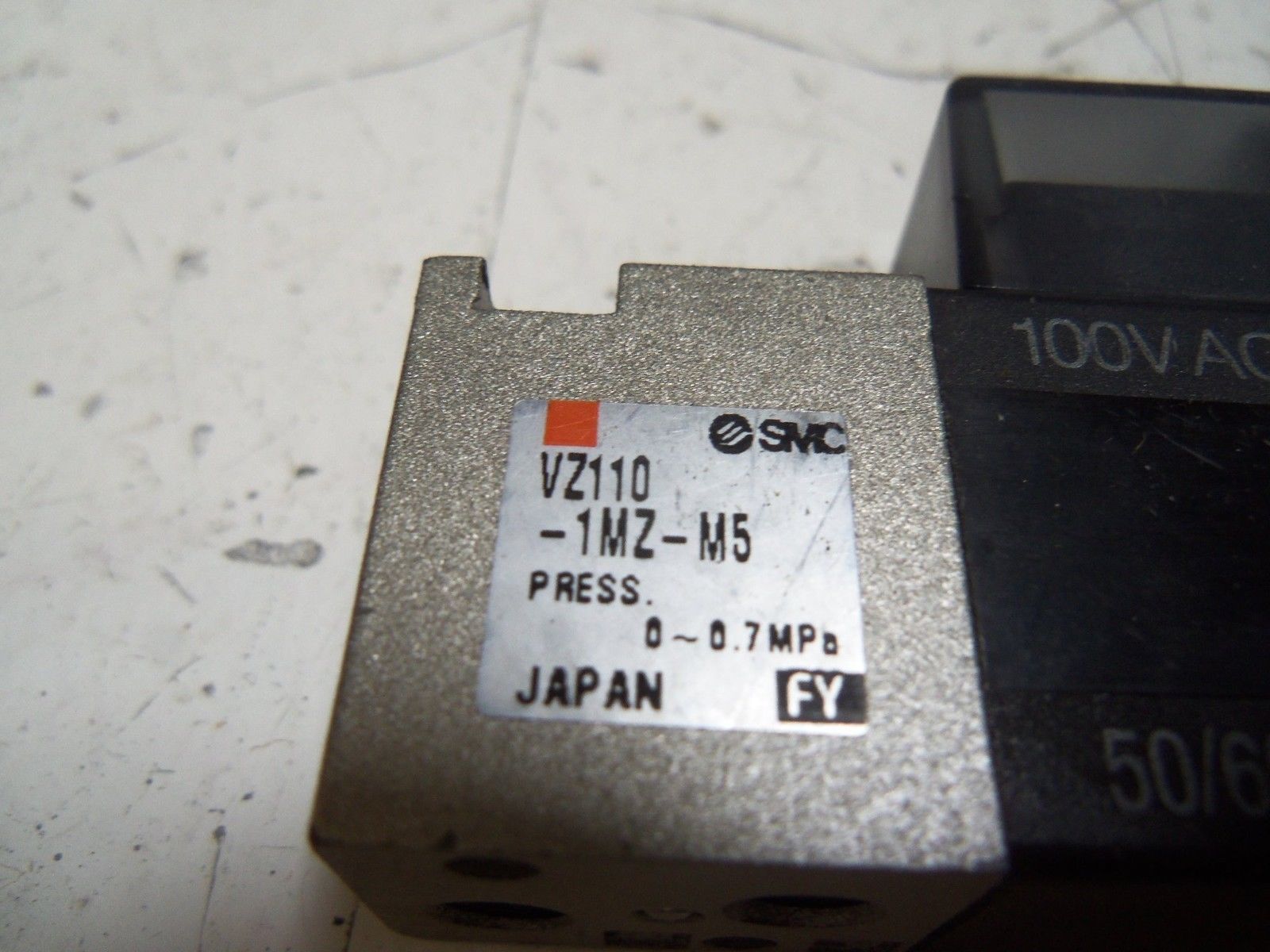 SMC VZ110-1MZ-M5 SOLENOID VALVE UNMP