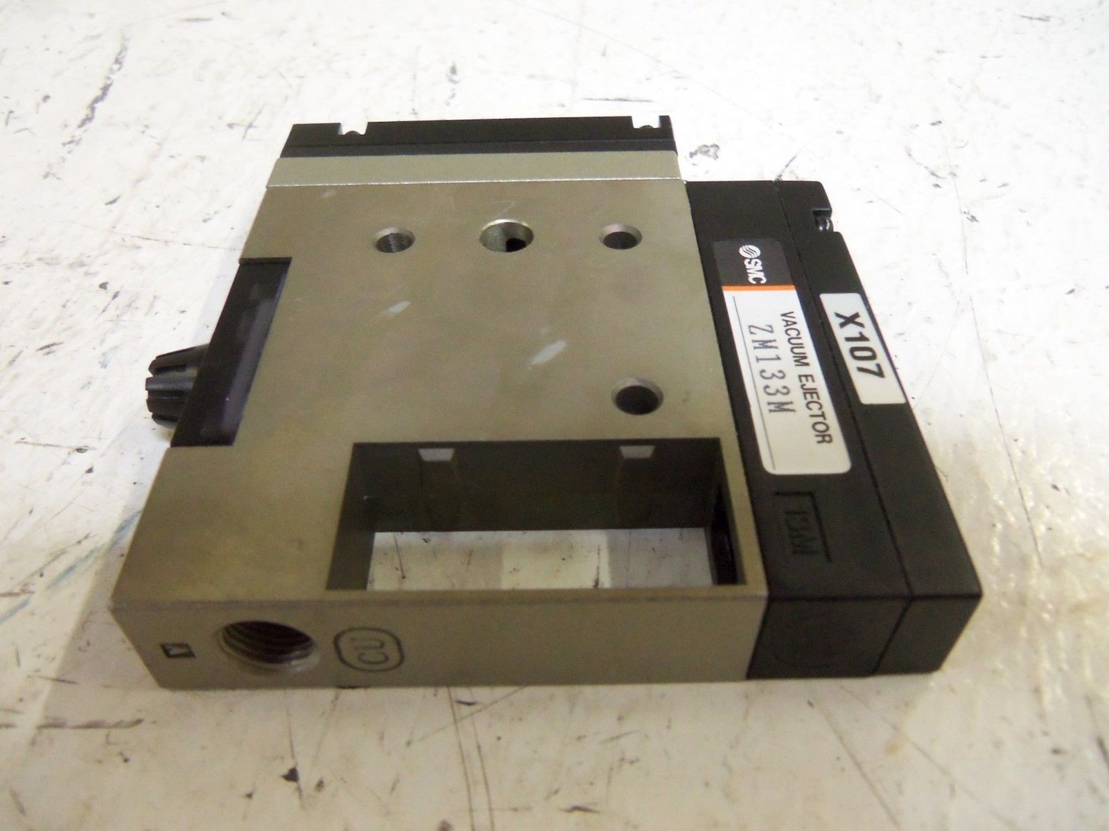 SMC ZM133M-Q5-X107 VACUUM GENERATOR NSNP