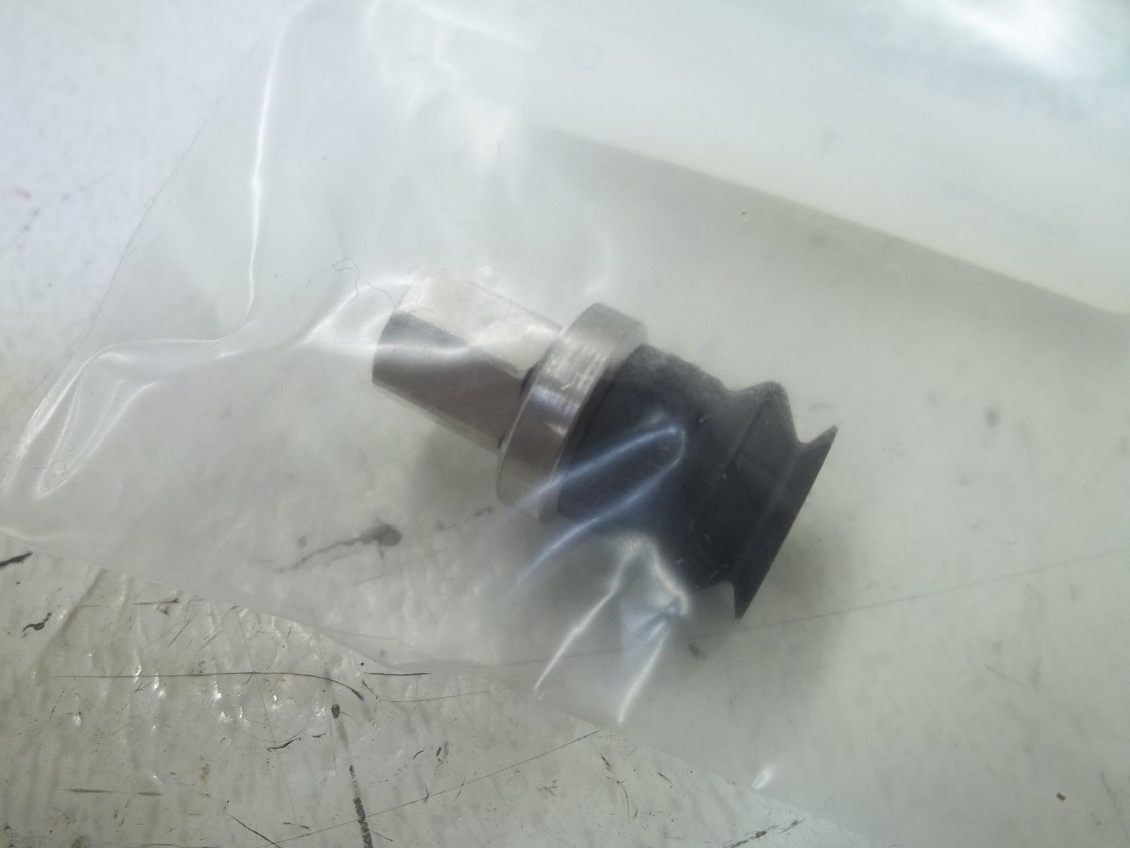 SMC ZPT10BN-B6 VACUUM PAD NSNP IN  A BAG