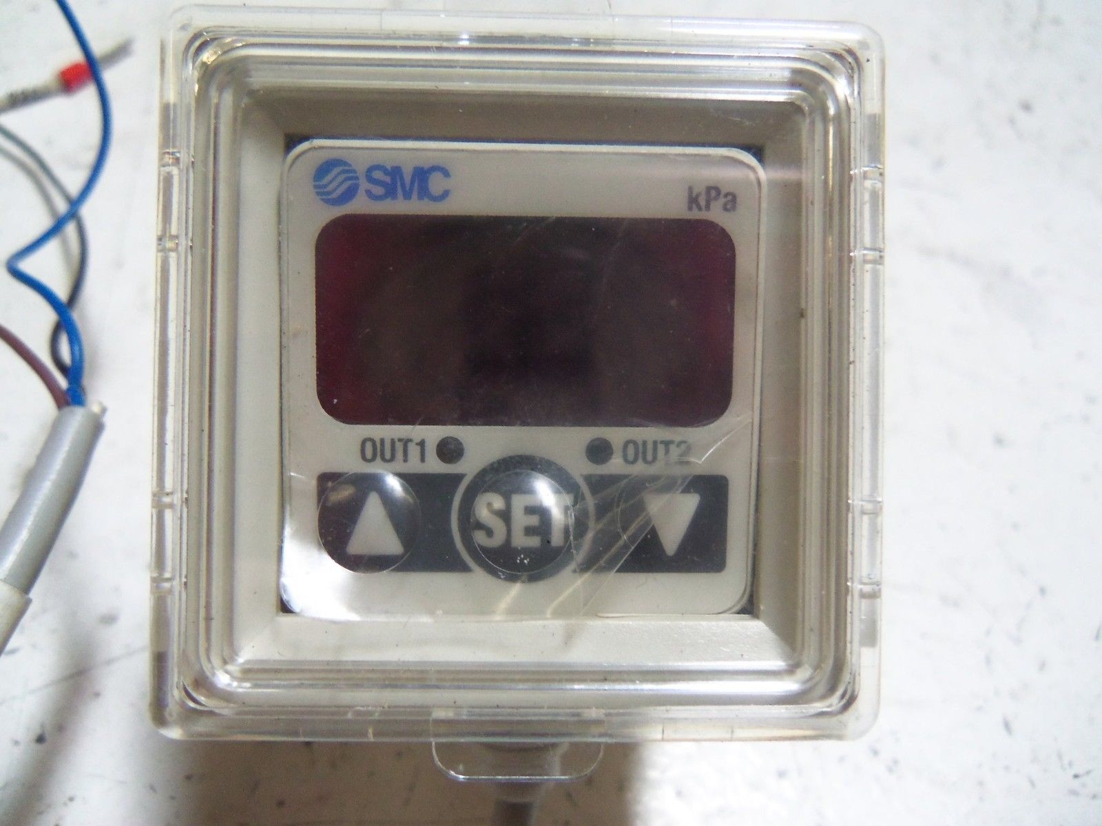 SMC ZSE40F-01-22L DIGITAL VACUUM SWITCH UNMP