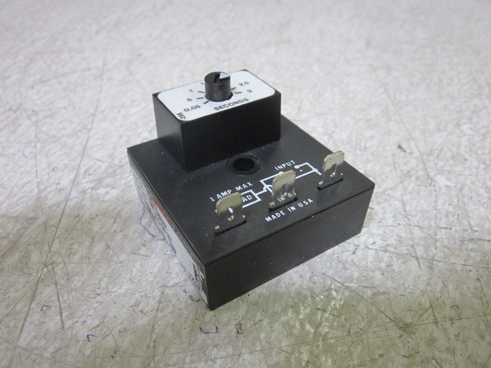 SOLID STATE TIMER TS4622 230VAC 0.5-60 SECONDS NSNP OUT OUT OF A BOX