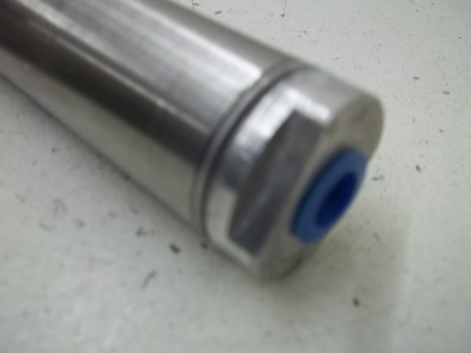 SPEEDAIRE 5MMH0 PNEUMATIC CYLINDER UNMP