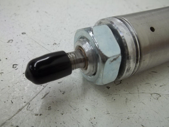 SPEEDAIRE 5ZEJ8 PNEUMATIC CYLINDER *USED*