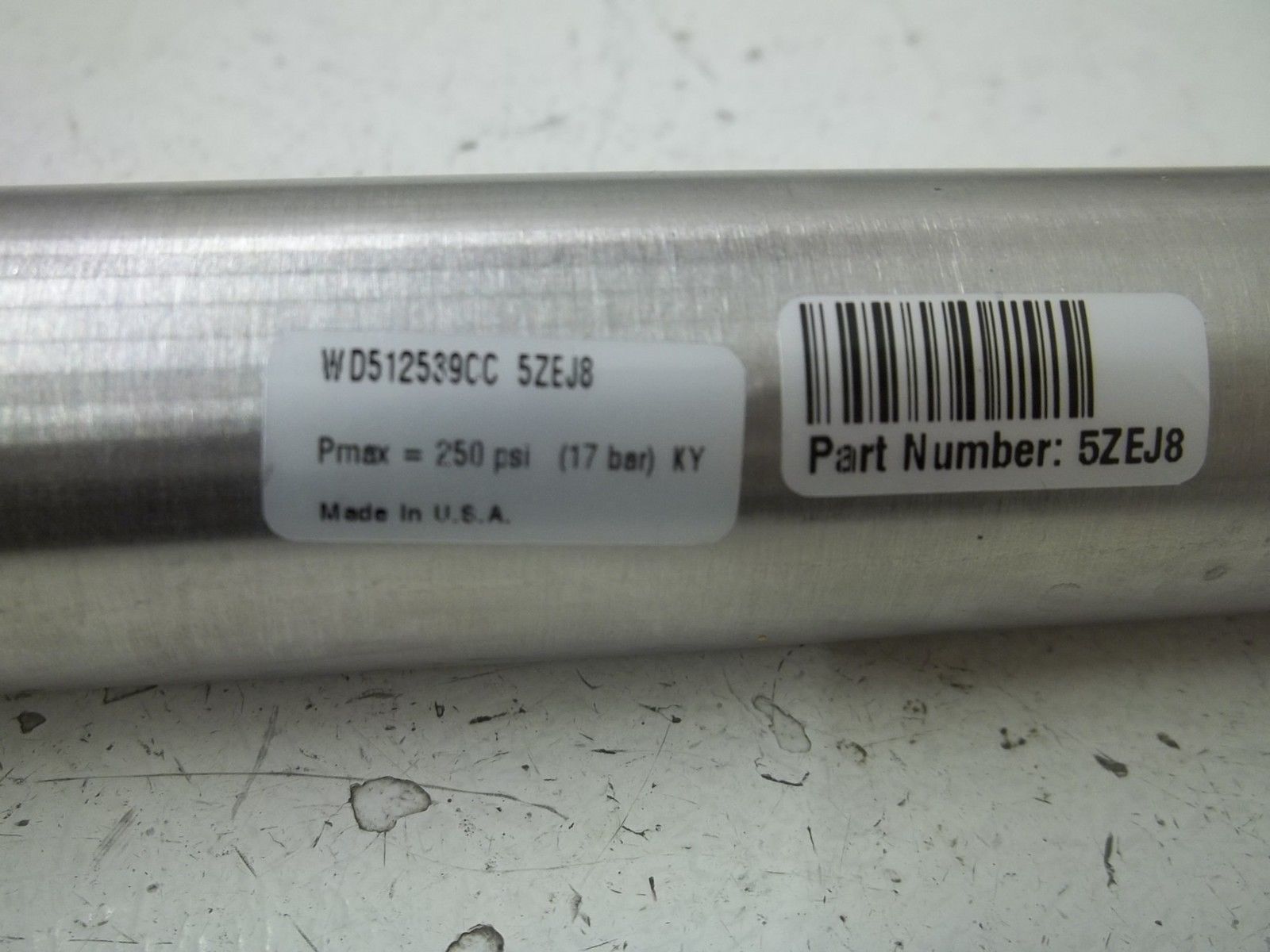 SPEEDAIRE 5ZEJ8 PNEUMATIC CYLINDER UNMP