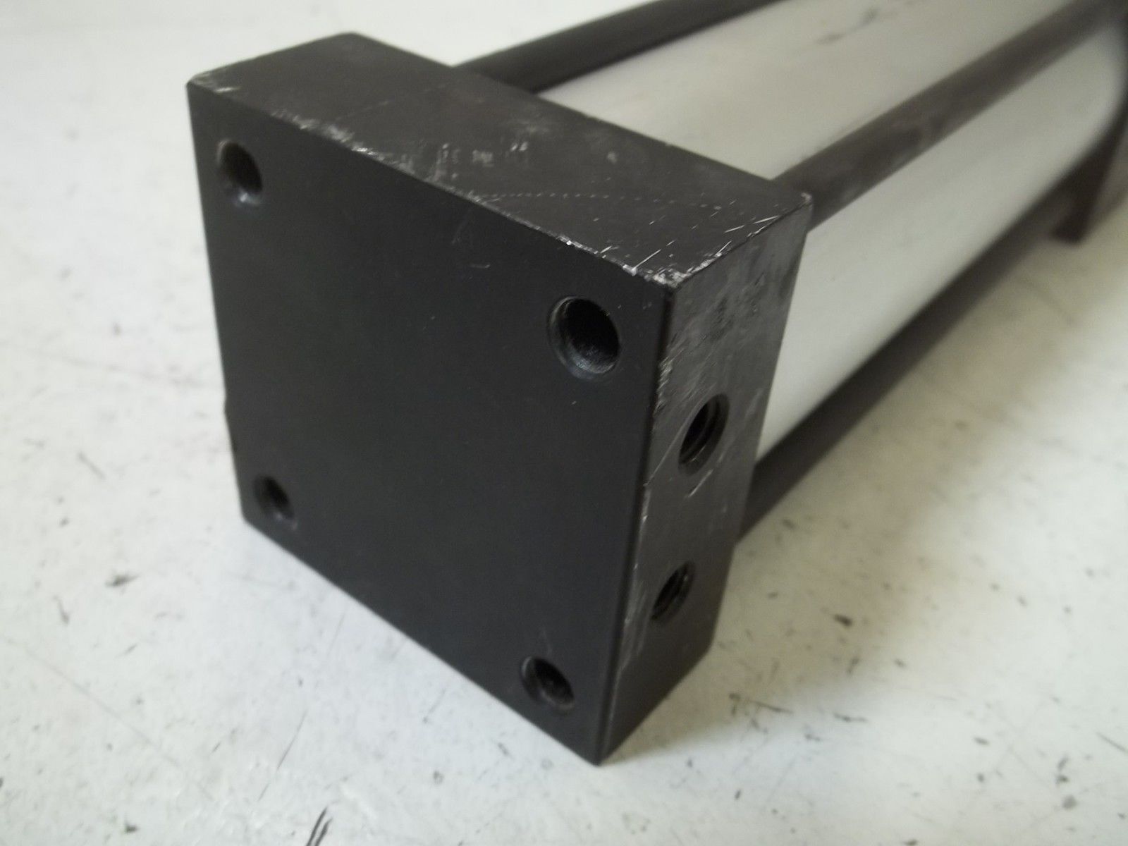 SPEEDAIRE 6X382 PNEUMATIC CYLINDER UNMP