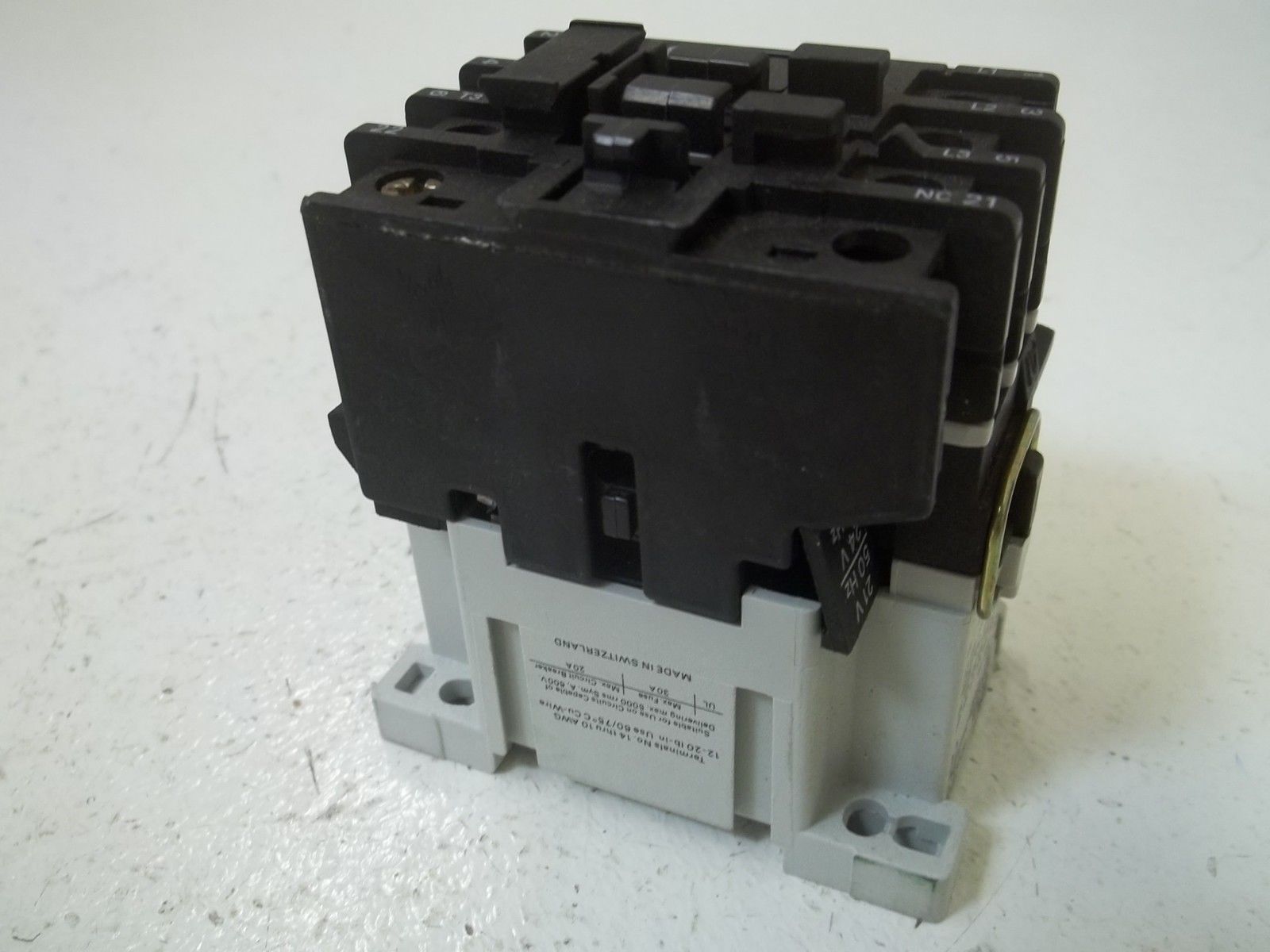 SPRECHER+SCHUH CA3-9-01 CONTACTOR 24V UNMP