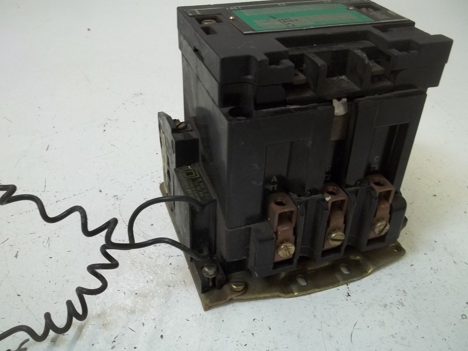 SQUARE D 1502-SD0-2 SER.A CONTACTOR UNMP