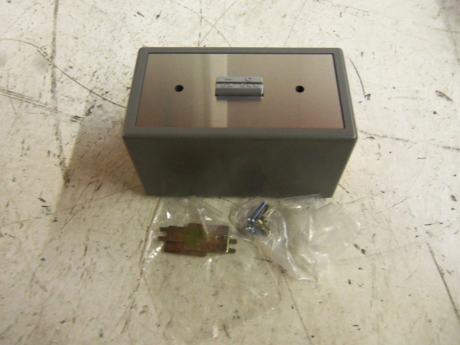 SQUARE D 2510FG3 MANUAL STARTER NSMP