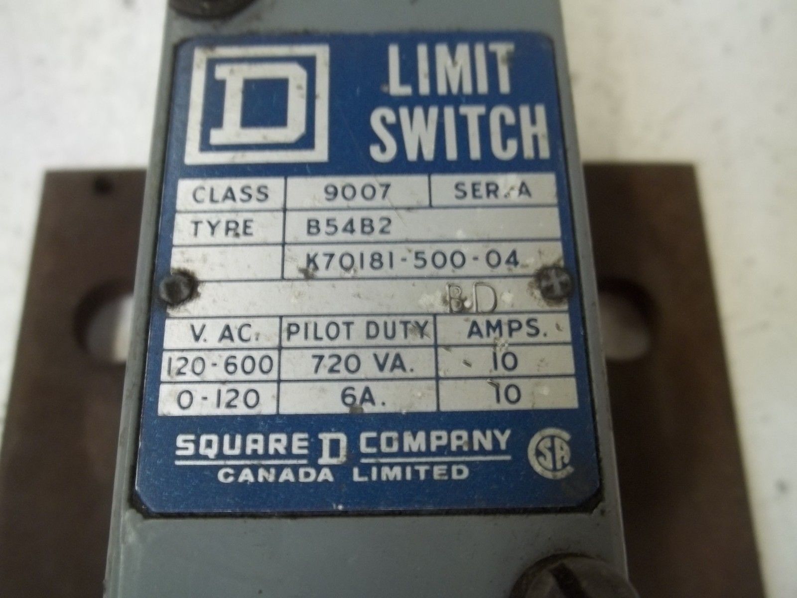 SQUARE D 9007-B54B2 SER.A LIMIT SWITCH UNMP