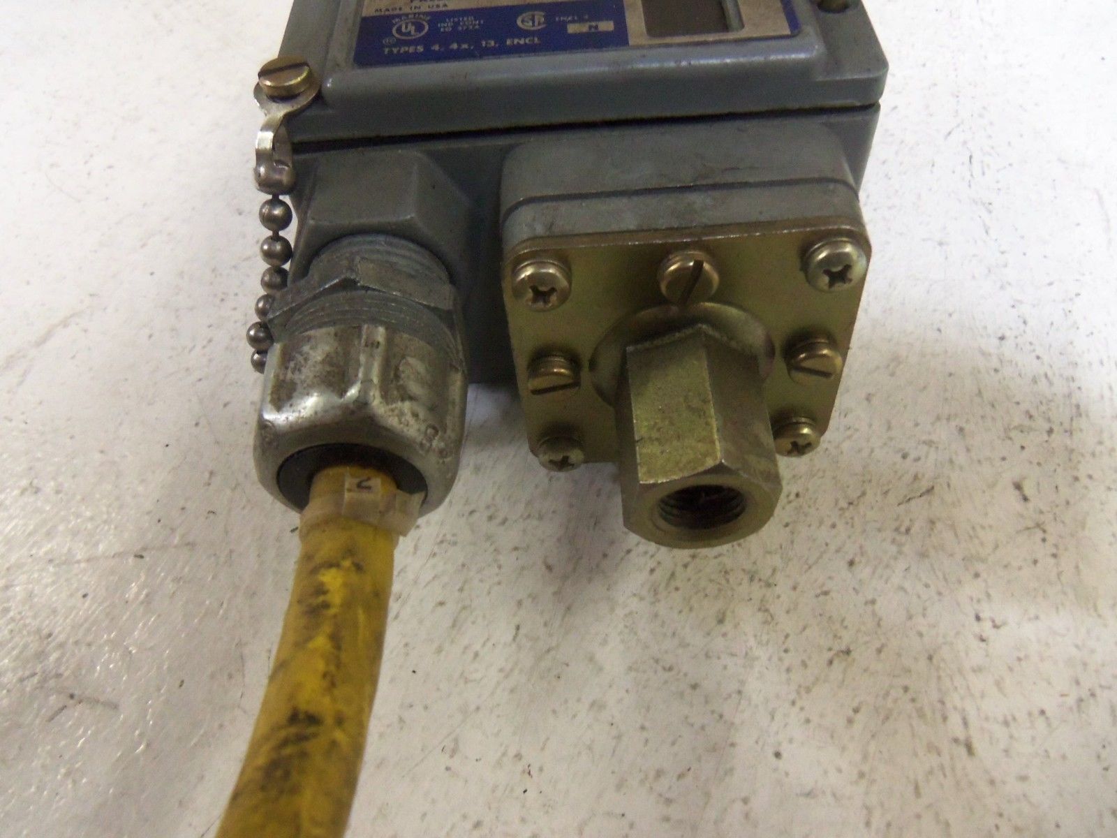 SQUARE D 9012-GDW-36 PRESSURE SWITCH SENSOR UNMP