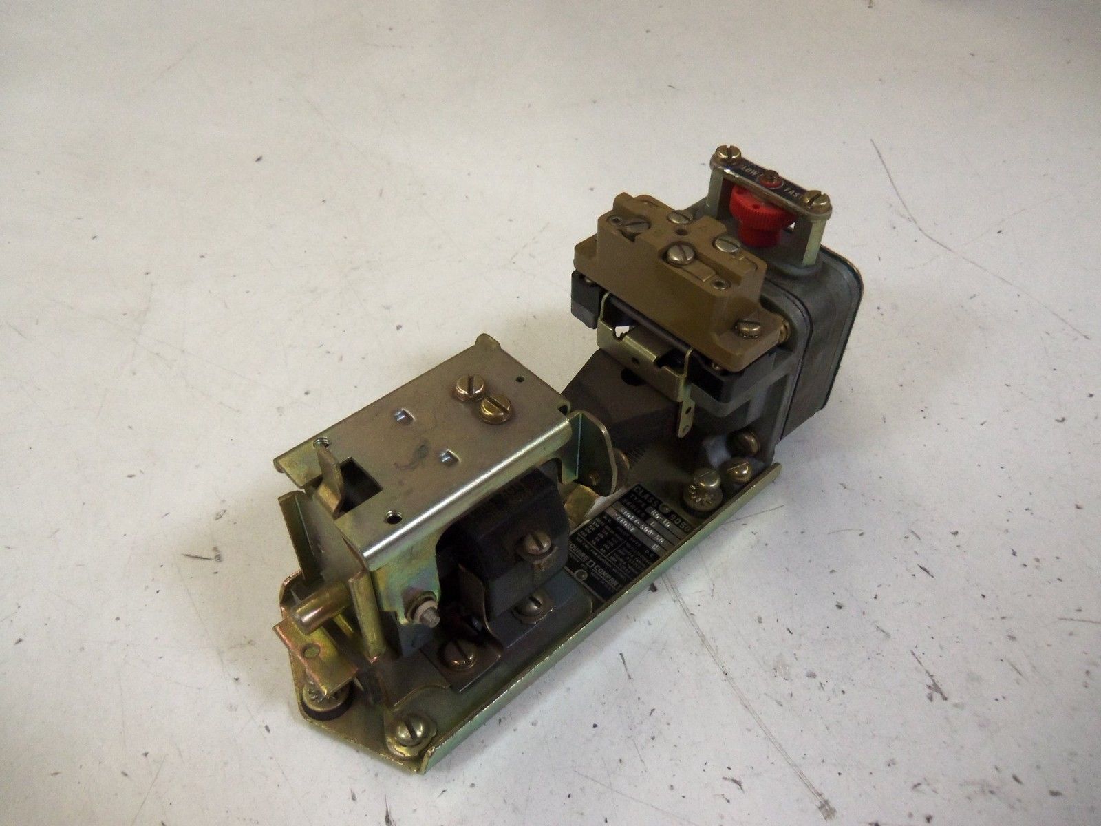 SQUARE D 9050-B0-1D SER. D UNMP