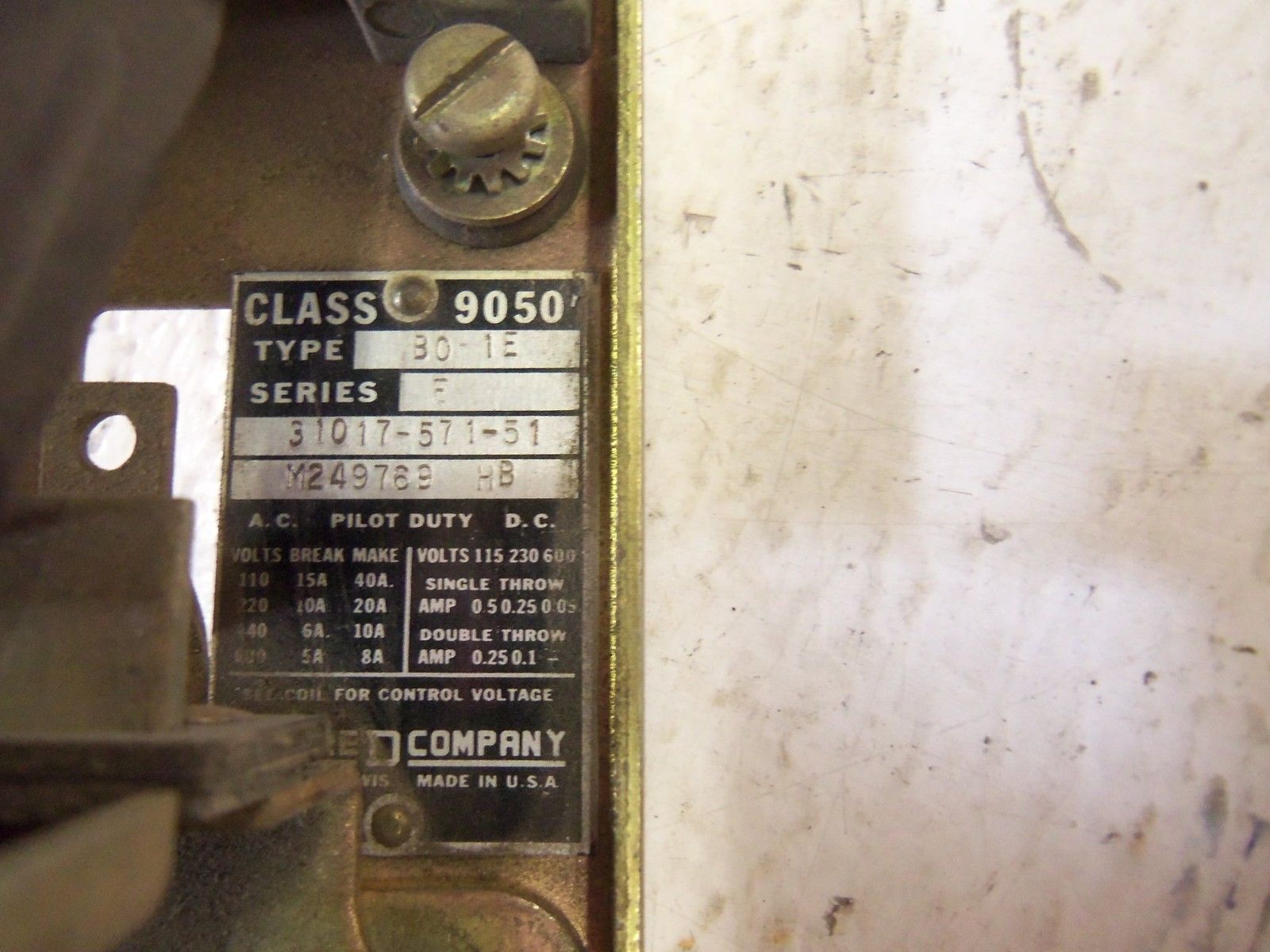 SQUARE D 9050-B0-1E PNEUMATIC TIMING UNMP