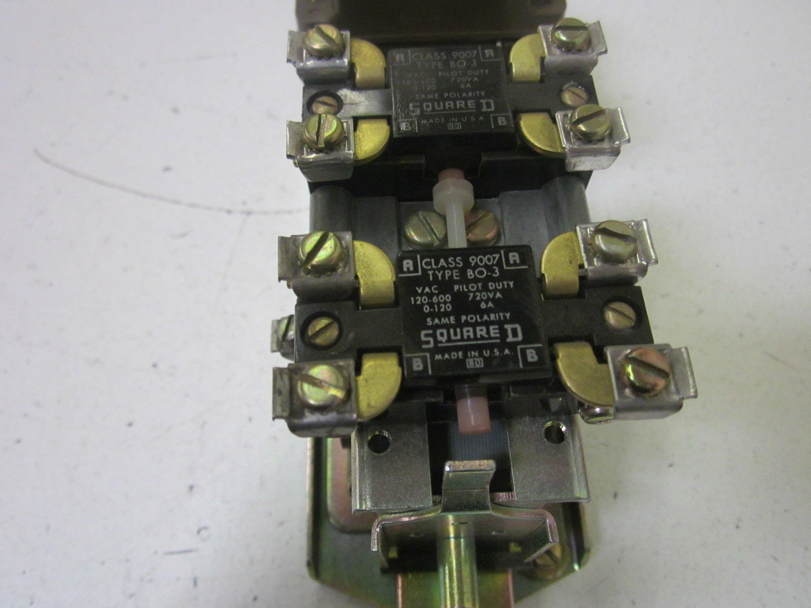 SQUARE D 9050-BO23D 120V UNMP