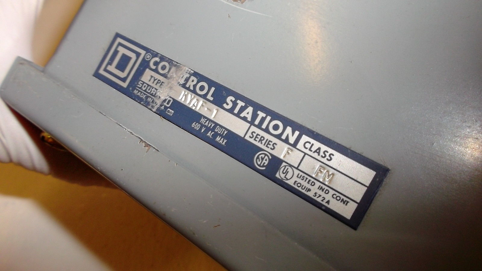 SQUARE D ENCLOSURE 9001-KYAF-1 SERIES F UNMP