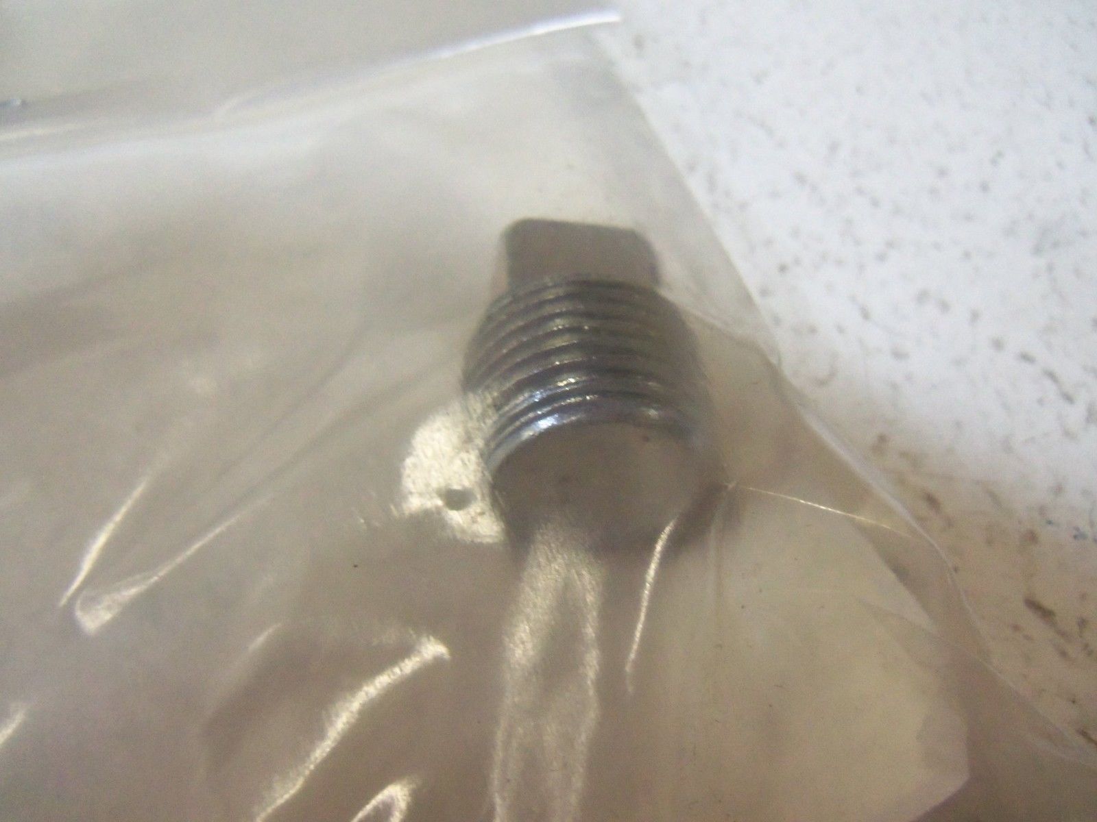 SQUARE HEAD GALV PIPEL 1/2" FITTING 1908-5155 NSNP