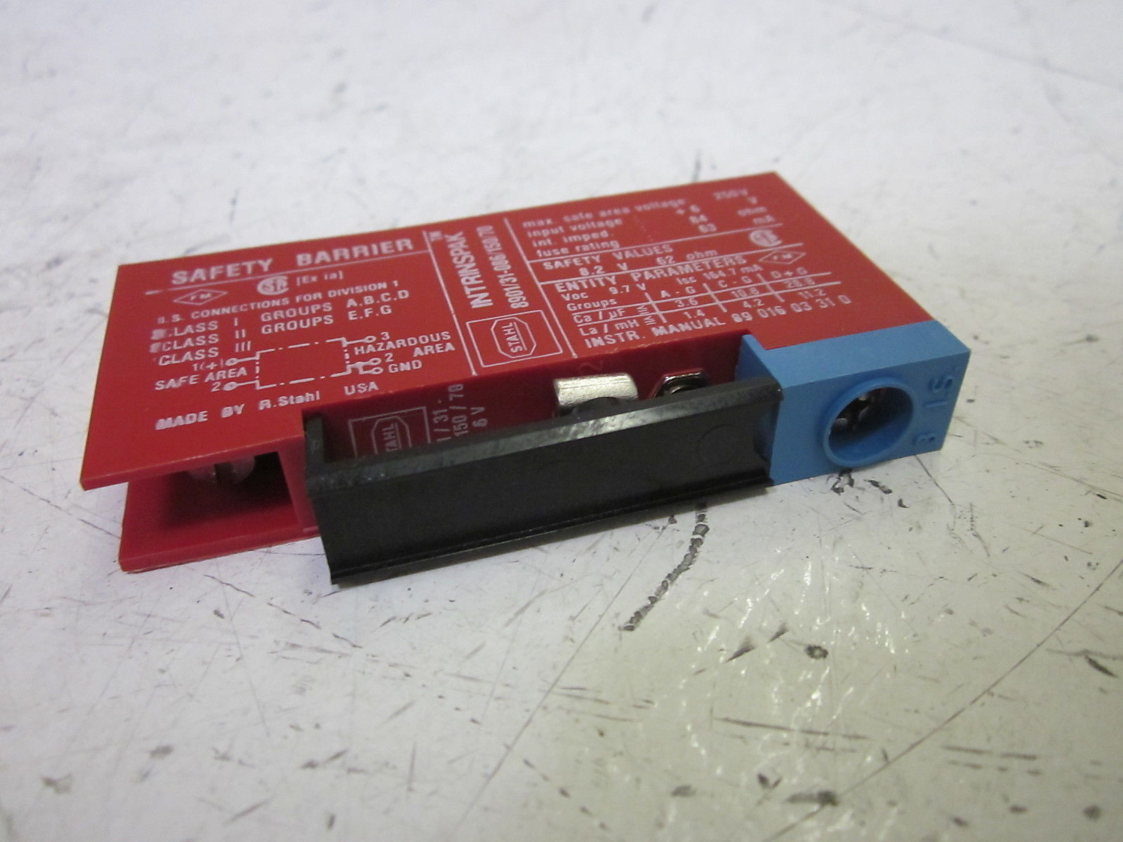 STAHL 8901/31-086/150/70 INTRINSIC SAFETY BARRIER 6V NSNP