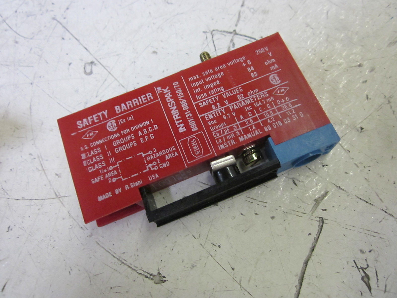 STAHL 8901/31-086/150/70 INTRINSIC SAFETY BARRIER 6V NSNP