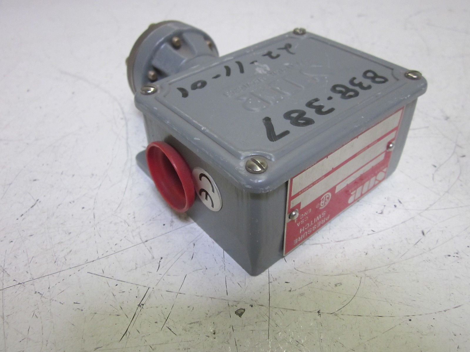 SOR 54NN-W118-W4-J1A-CS PRESSURE SWITCH 250VAC 750PSI UNMP