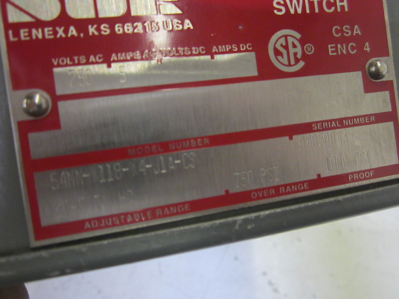SOR 54NN-W118-W4-J1A-CS PRESSURE SWITCH 250VAC 750PSI UNMP