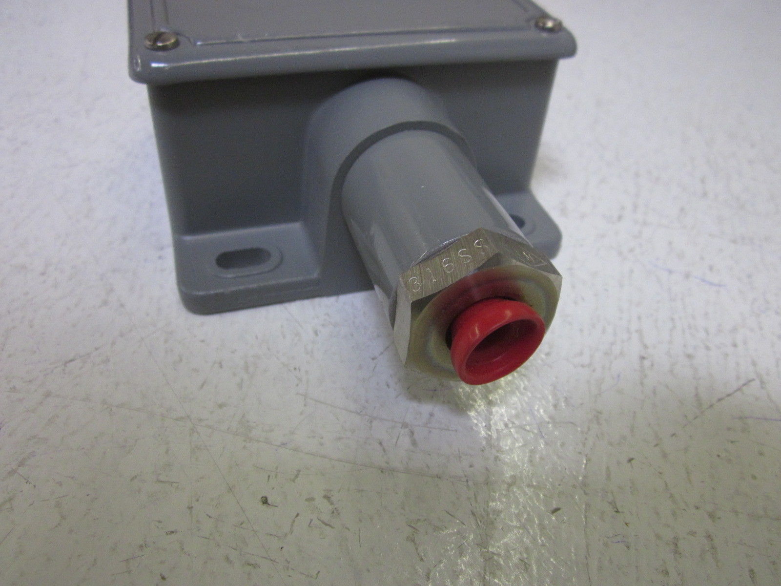 SOR 5NN-K45-08-C1A-030401603 PRESSURE SWITCH NSNP
