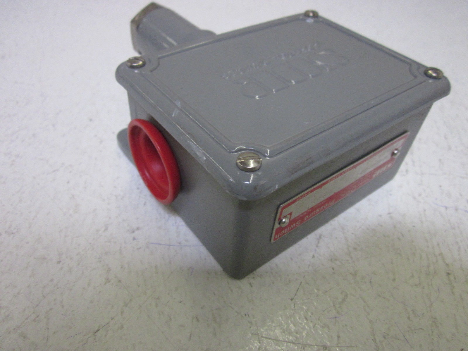 SOR 5NN-K45-08-C1A-030401603 PRESSURE SWITCH NSNP