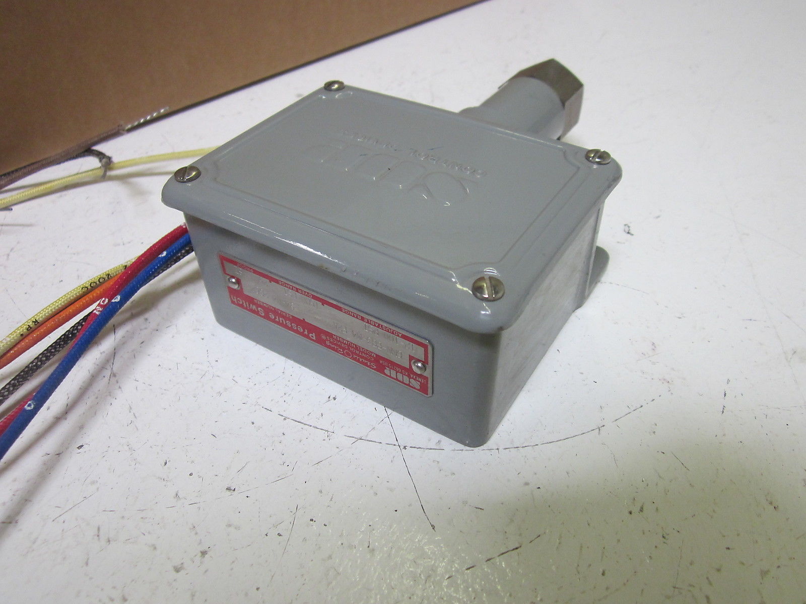 SOR 6NN-BB3-M4-F2A PRESSURE SWITCH 12-100PSI UNMP