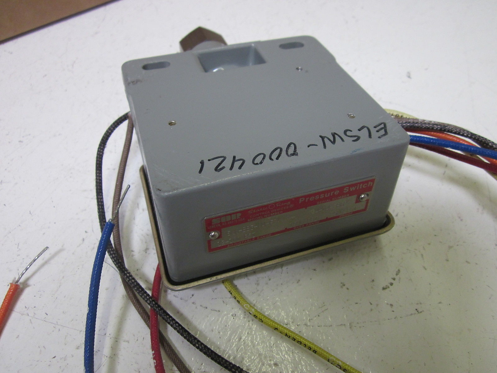 SOR 6NN-BB3-M4-F2A PRESSURE SWITCH 12-100PSI UNMP