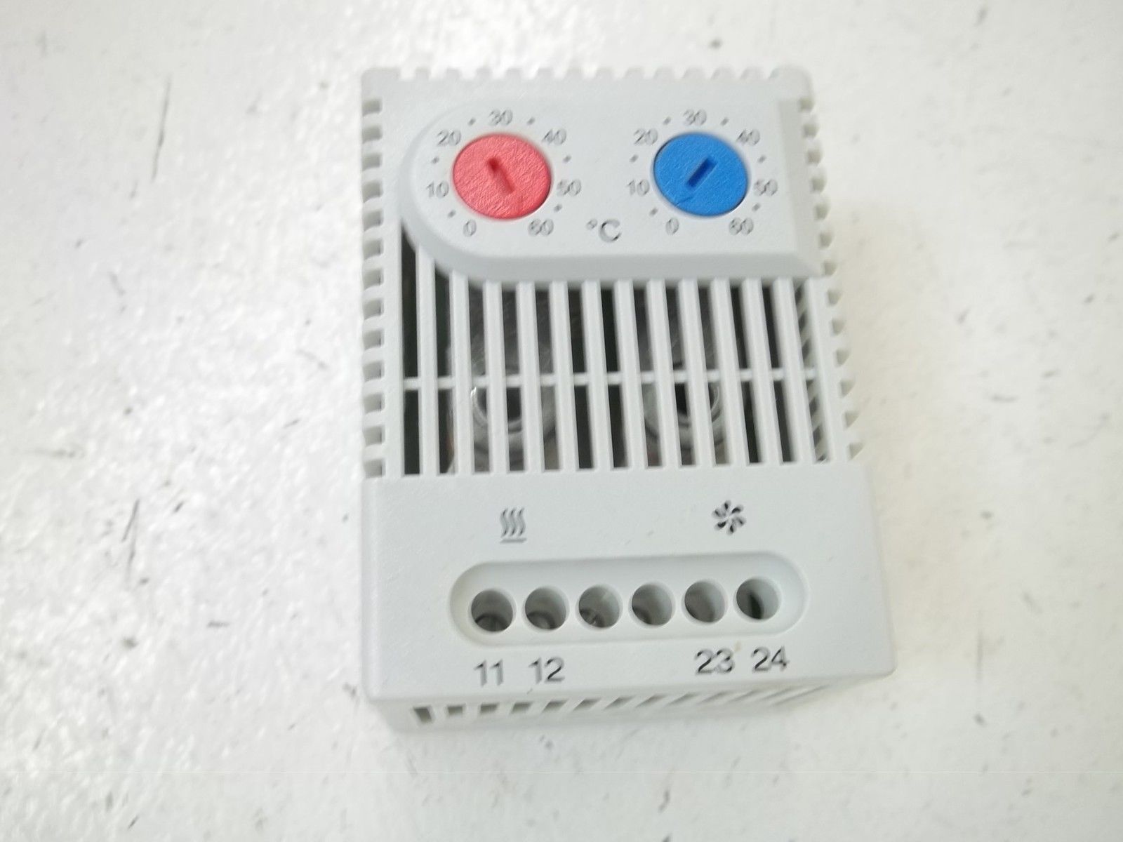 STEGO ZR01172.0-00 THERMOSTAT DOUBLE NSMP