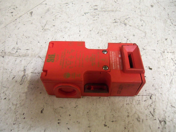 STI 44501-0120 SAFETY SWITCH *USED*