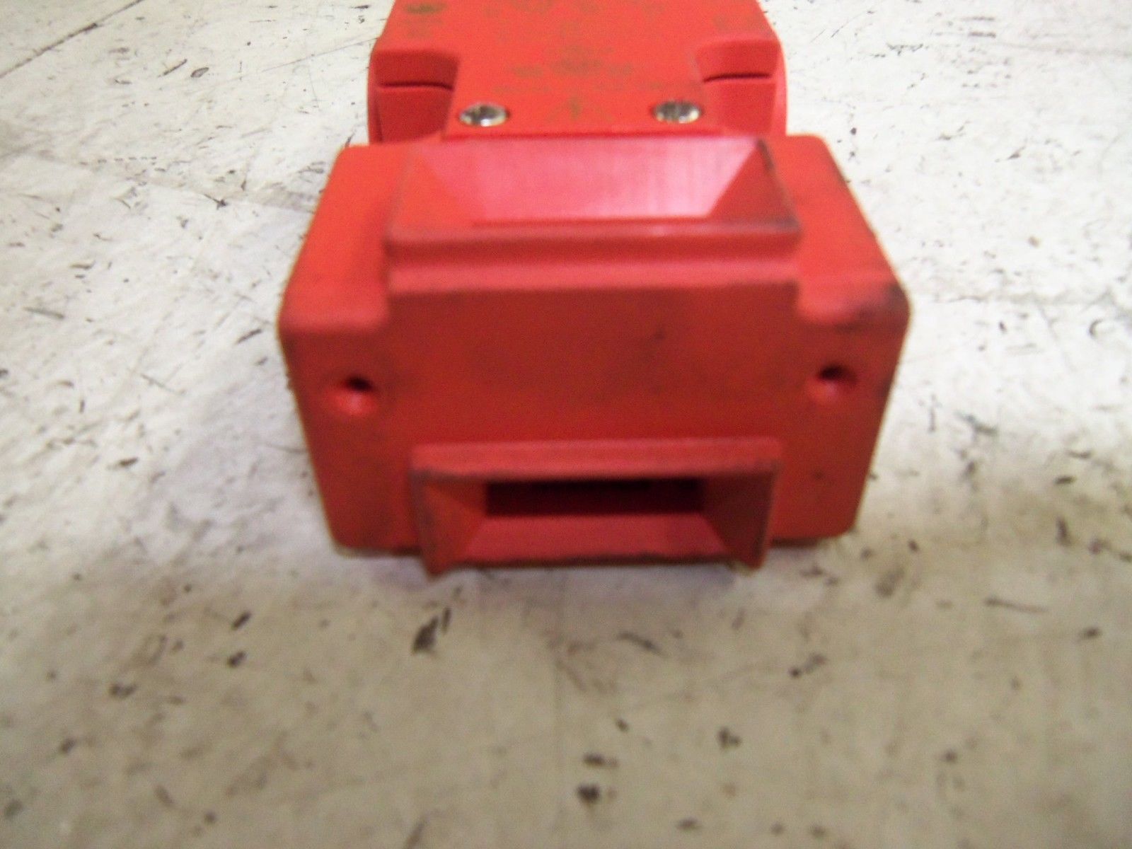 STI 44501-0120 SAFETY SWITCH UNMP