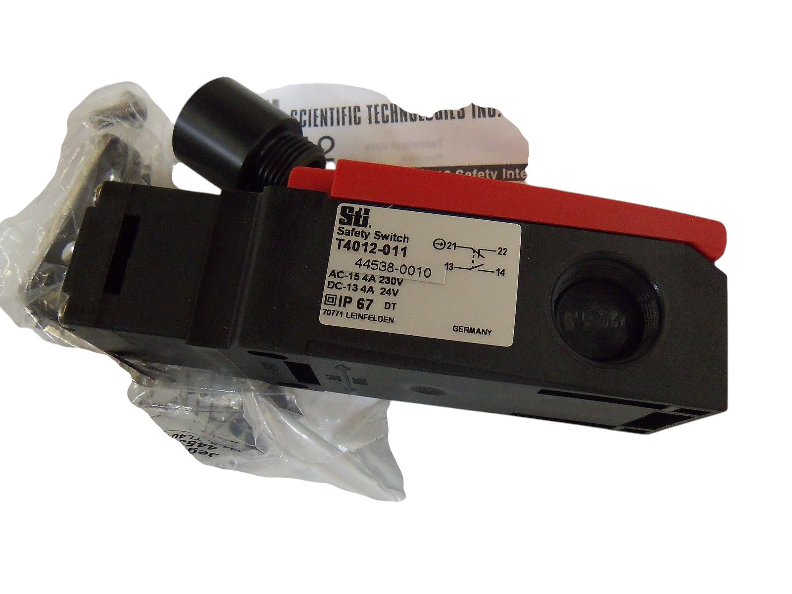 STI 44538-0010 T4012-011 SAFETY SWITCH NSNP