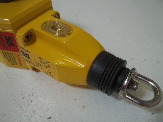 STI ER6022-022N ROPE PULL EMERGENCY STOP SWITCH SAFETY *NEW IN BOX*