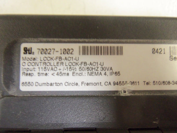 STI LCCK-FB-AC1-U LIGHT CURTAIN CONTROL BOX *USED*
