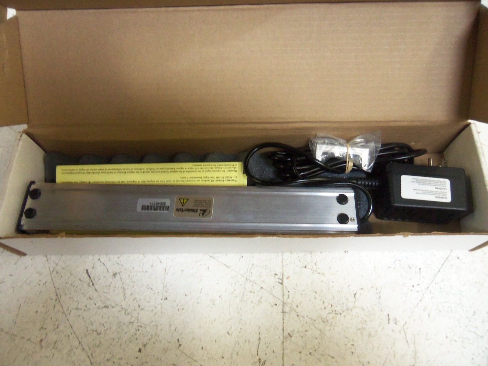 STOKER YALE 30046771 LIGHT FIXTURE NSMP