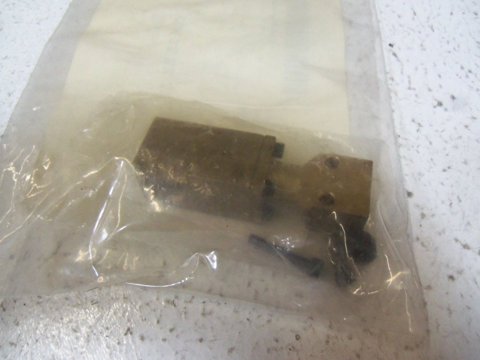 STROKE SENSOR W/ BRACKET N04099 NSNP