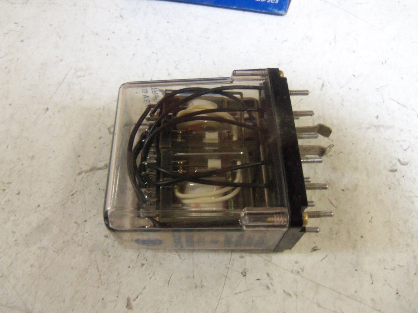 STRUTHERS-DUNN 8637 *USED*