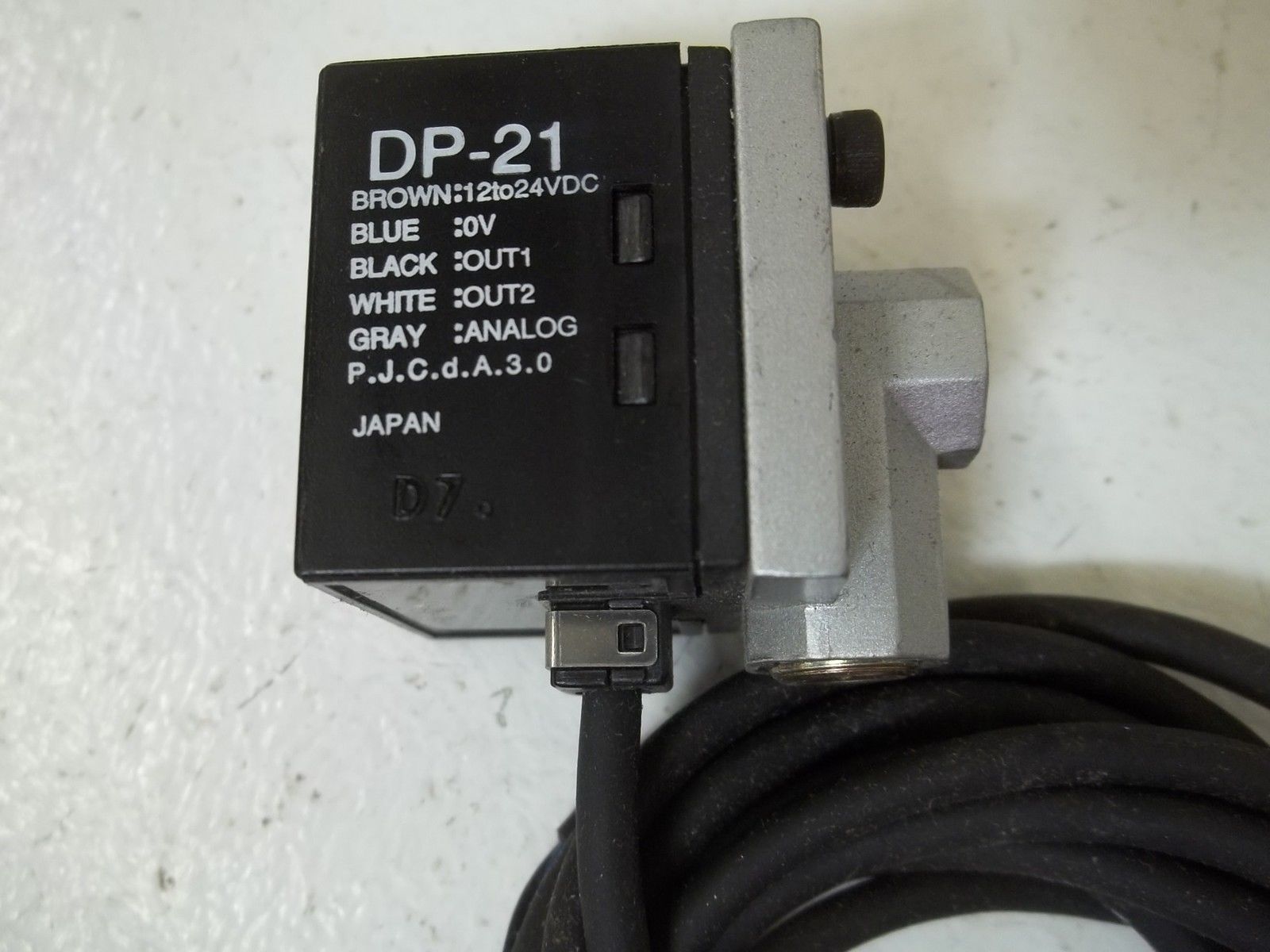 SUNX DP-21 DIGITAL PRESSURE SENSOR UNMP