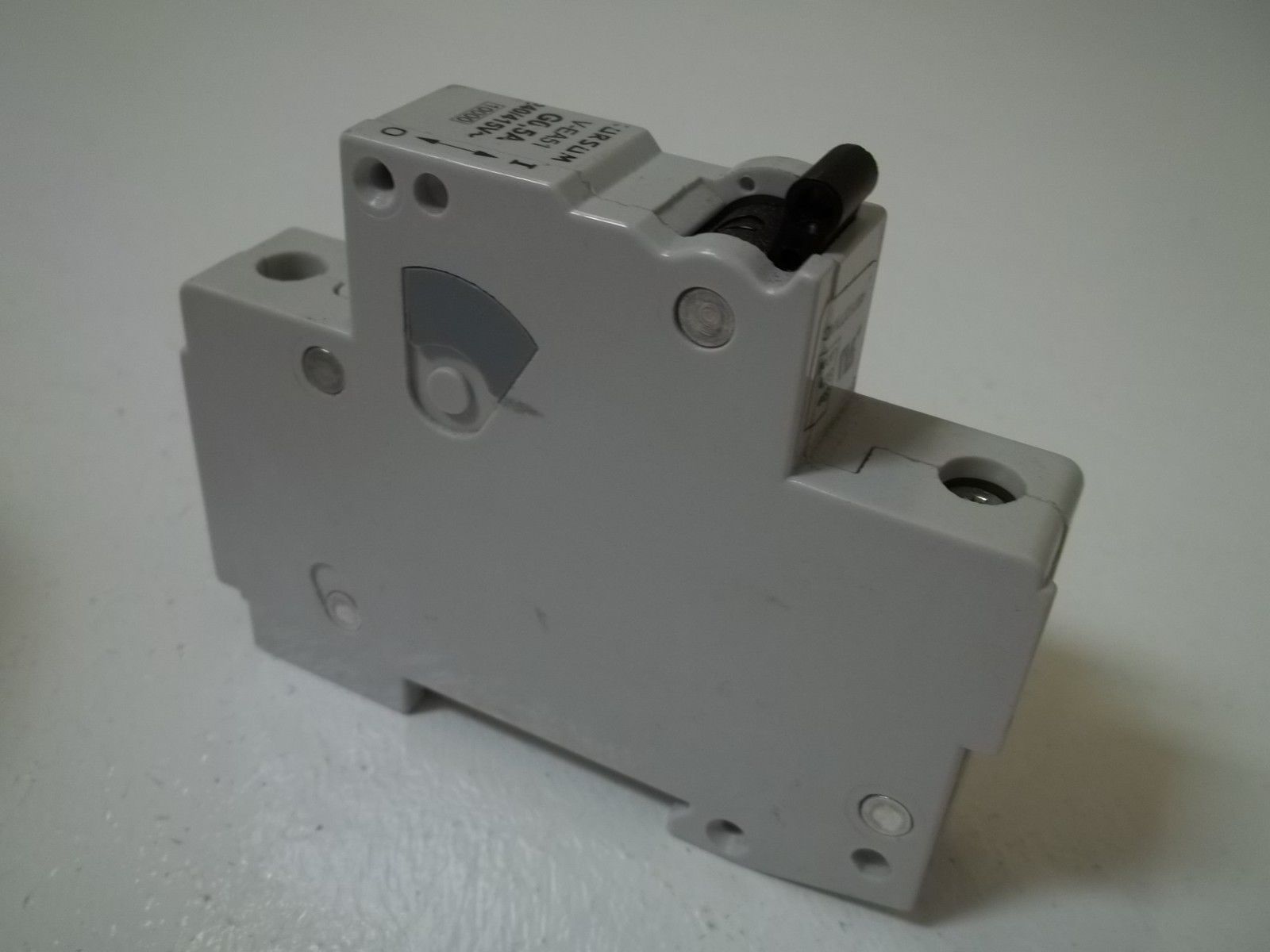SURSUM V-EA51-G0,5A CIRCUIT BREAKER 0.5A 240/415V  UNMP